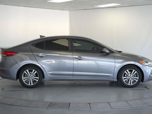 Used 2018 Hyundai Elantra Value Edition w/ Cargo Package FWD image 7