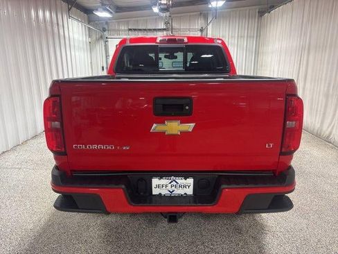 Used 2020 Chevrolet Colorado LT w/ LT Convenience Package image 5