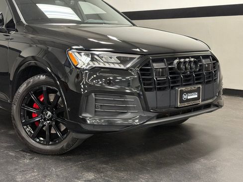 Used 2023 Audi Q7 2.0T Premium Plus w/ Premium Plus Package AWD/4WD image 3