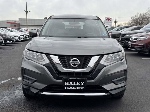 Used 2017 Nissan Rogue S image 24
