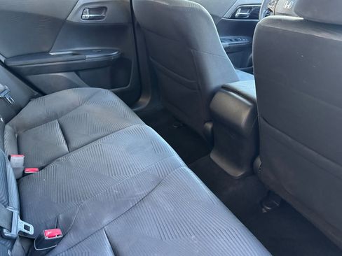 Used 2017 Honda Accord LX image 29