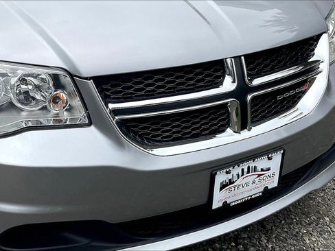 Used 2015 Dodge Grand Caravan SE w/ Quick Order Package 29E SE FWD image 32