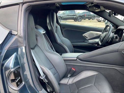 Certified 2021 Chevrolet Corvette Stingray Preferred Cpe w/ Body-Color Dual Roof Package RWD image 26