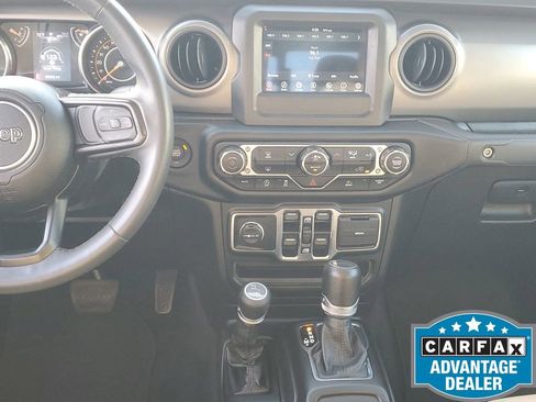 Used 2023 Jeep Gladiator Sport image 30