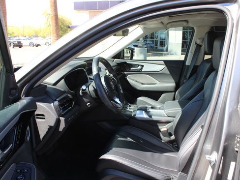 Used 2023 Acura MDX FWD w/ Technology Package image 9