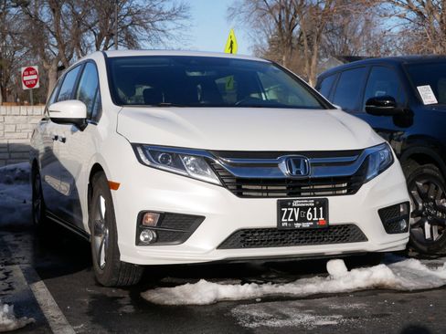 Used 2018 Honda Odyssey EX-L image 3