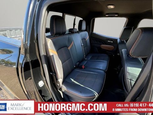 Used 2024 GMC Canyon AT4 AWD/4WD image 26