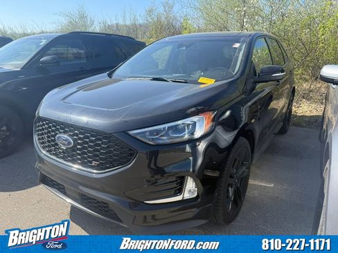 Used 2020 Ford Edge ST w/ Equipment Group 401A AWD/4WD image 3
