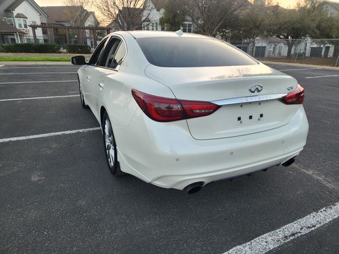 Used 2019 INFINITI Q50 Luxe w/ Essential Package (3.0T Luxe) image 5