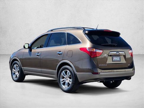 Used 2012 Hyundai Veracruz Limited w/ Entertainment Pkg FWD image 8