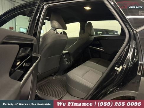 Used 2023 Subaru Solterra AWD image 28