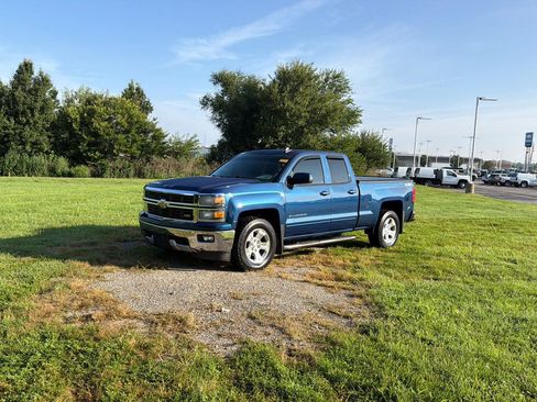 Used 2015 Chevrolet Silverado 1500 LT w/ All Star Edition AWD/4WD image 2