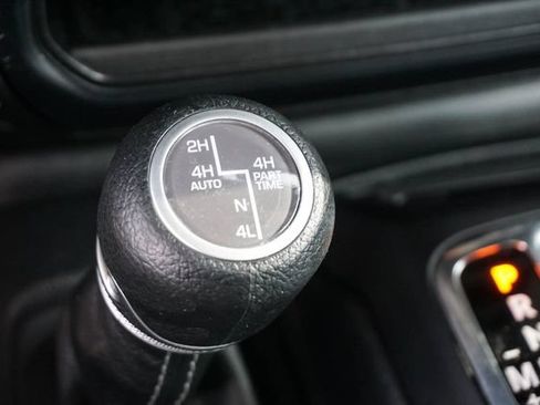 Used 2024 Jeep Wrangler Unlimited Sahara AWD/4WD image 21