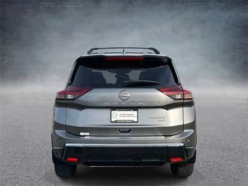 New 2026 Nissan Rogue Platinum image 3