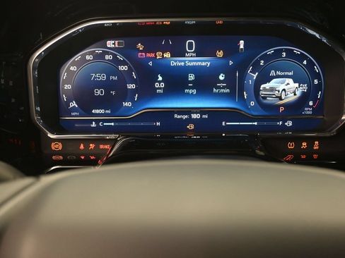 Used 2024 Chevrolet Silverado 1500 High Country w/ Z71 Off-Road Package AWD/4WD image 11