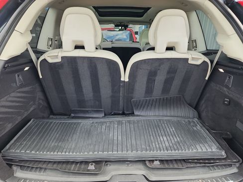 Used 2020 Volvo XC90 T5 Momentum w/ Protection Package Premier FWD image 42