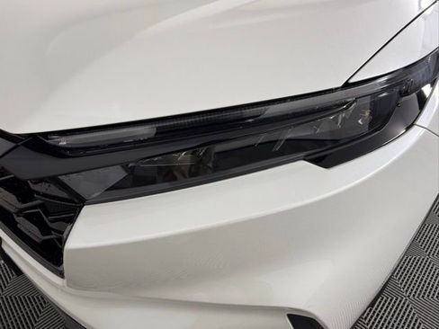 Used 2026 Honda CR-V Sport image 11