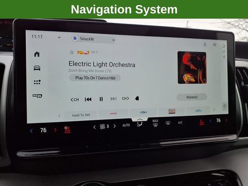 Used 2025 Ford Expedition Active image 12