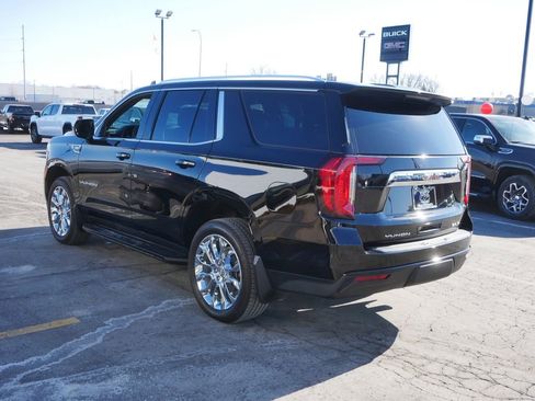 Used 2024 GMC Yukon SLE image 5