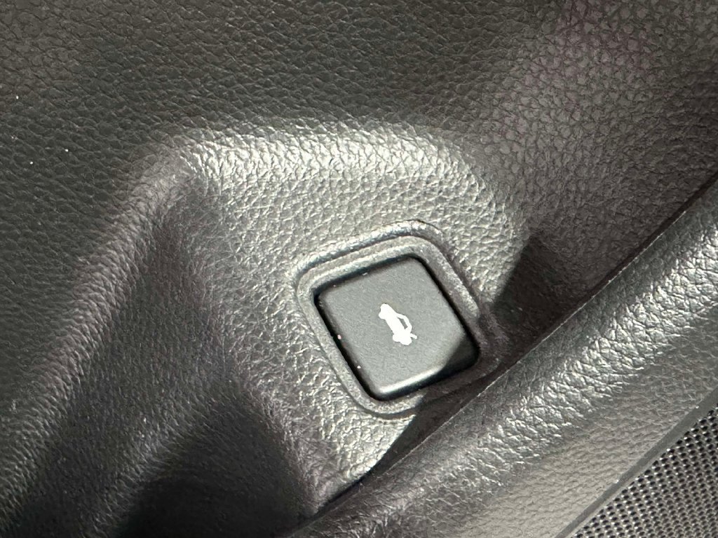 Used 2019 Honda Accord EX image 30
