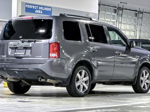 Used 2015 Honda Pilot Touring image 8
