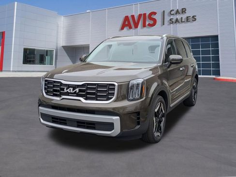 Used 2025 Kia Telluride S image 1