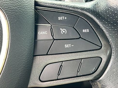 Used 2020 Dodge Challenger R/T RWD image 18