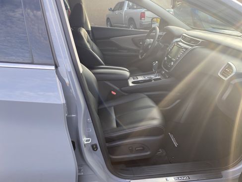 Used 2023 Nissan Murano SV w/ SV Midnight Edition Package image 22