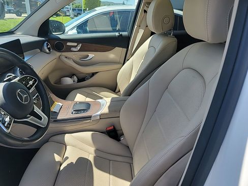 Used 2022 Mercedes-Benz GLC 300 image 10