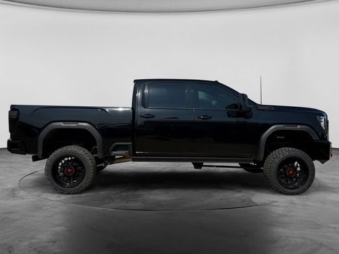 Used 2024 GMC Sierra 2500 AT4X AWD/4WD image 11