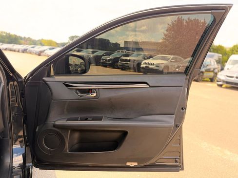 Used 2017 Lexus ES 350 w/ Accessory Package 2 FWD image 27