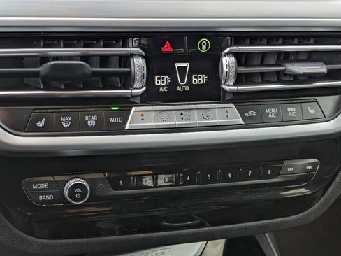 Used 2022 BMW X3 xDrive30i w/ Premium Package 2 image 25