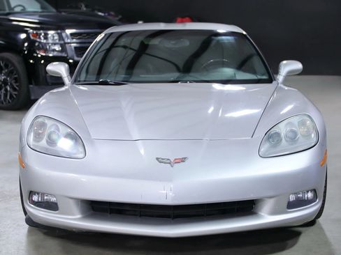 Used 2006 Chevrolet Corvette Coupe 2D image 5