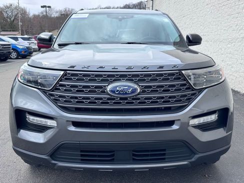 Certified 2023 Ford Explorer XLT w/ Equipment Group 202A image 3