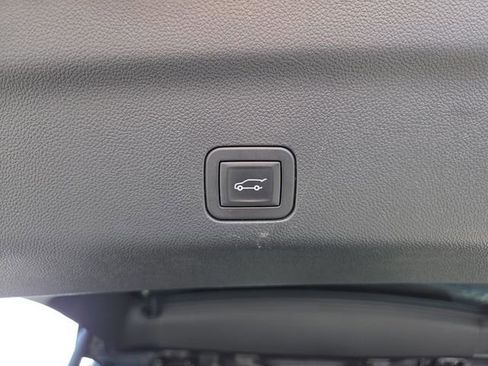 Used 2026 GMC Yukon XL AT4 Ultimate w/ LPO, Floor Liner Package AWD/4WD image 21