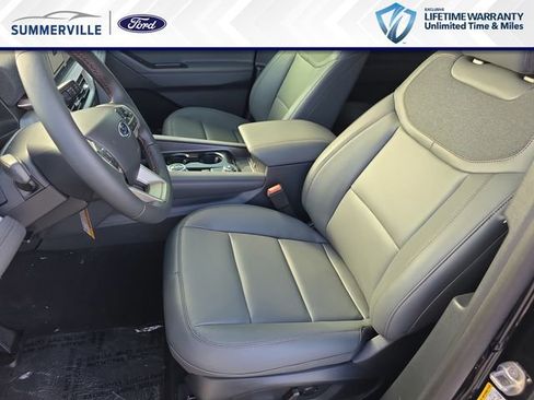 New 2026 Ford Explorer Active w/ Active Comfort Package image 18