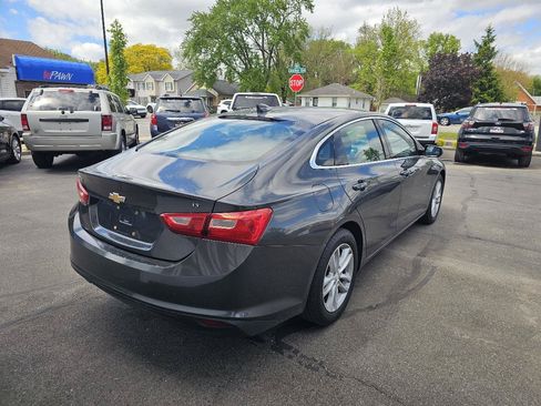Used 2016 Chevrolet Malibu LT FWD image 11