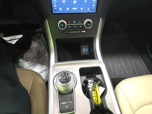 Used 2024 Ford Edge SEL w/ Convenience Package AWD/4WD image 19