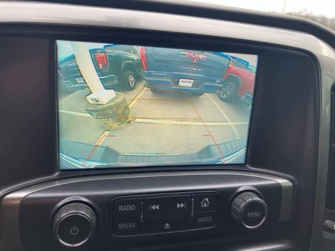 Used 2019 Chevrolet Silverado 1500 LT image 20