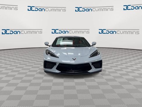 Used 2023 Chevrolet Corvette Stingray Preferred Cpe w/ Z51 Performance Package RWD image 3