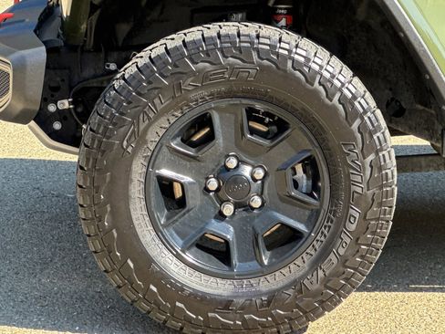 Used 2022 Jeep Gladiator Mojave image 41