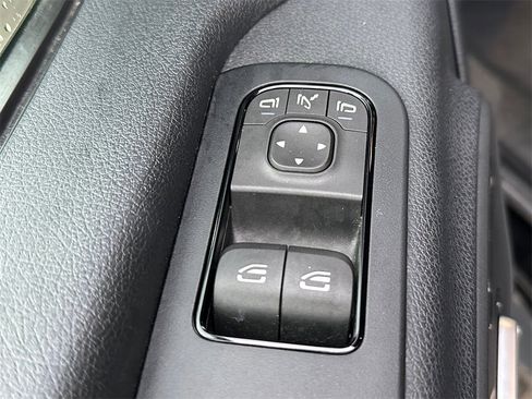 Used 2019 Mercedes-Benz Sprinter 2500 image 23