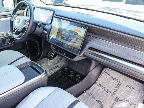Used 2023 Rivian R1S Launch Edition AWD/4WD image 15