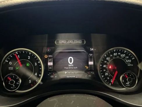 Used 2021 RAM 1500 Laramie w/ Night Edition image 16