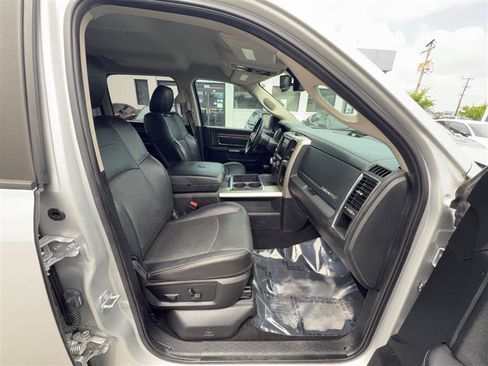 Used 2015 RAM 1500 Laramie w/ Convenience Group AWD/4WD image 30