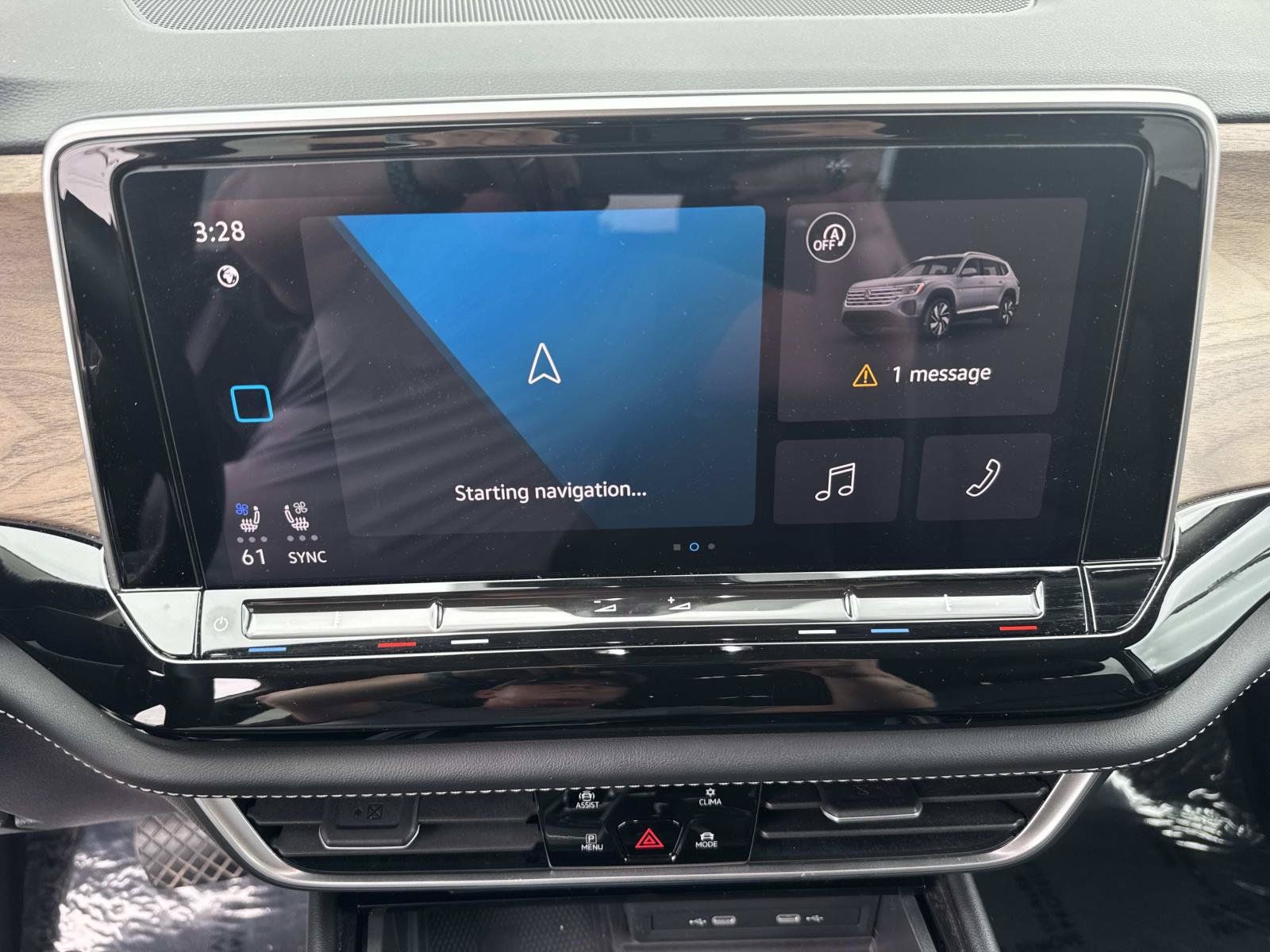 Used 2024 Volkswagen Atlas SE FWD image 25