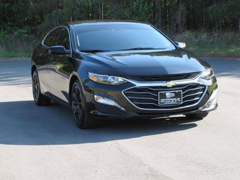 Used 2023 Chevrolet Malibu LT image 9