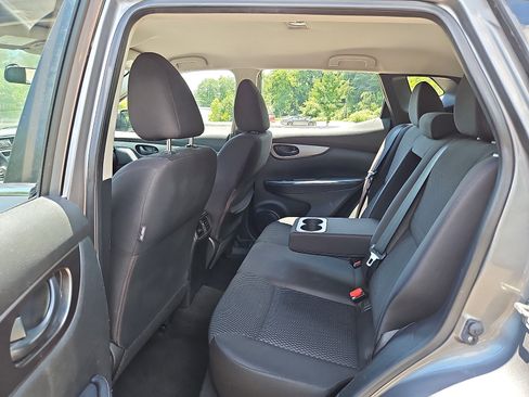 Certified 2019 Nissan Rogue Sport S w/ Appearance Package AWD/4WD image 10