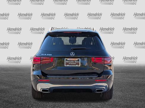 New 2026 Mercedes-Benz GLB 250 image 9