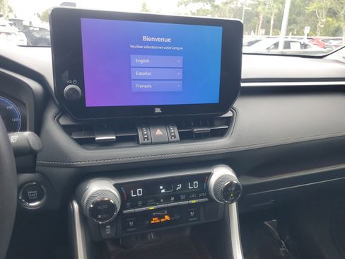 Used 2023 Toyota RAV4 Limited image 28